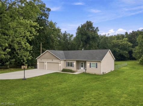 2441 Eastwood Avenue Akron OH 44305