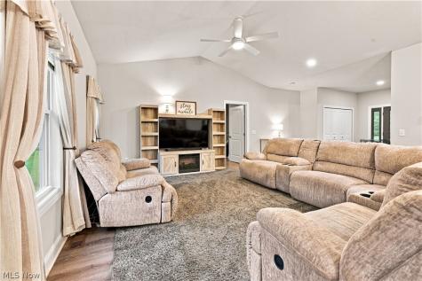2441 Eastwood Avenue Akron OH 44305