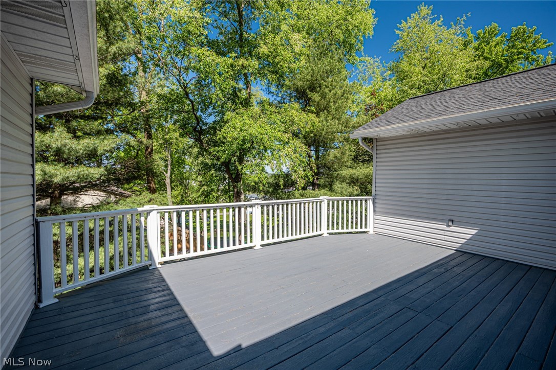 1270 Dehart Avenue Coshocton OH 43812