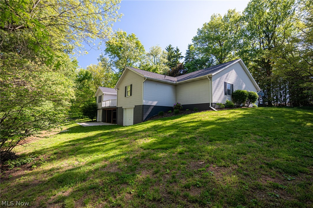 1270 Dehart Avenue Coshocton OH 43812