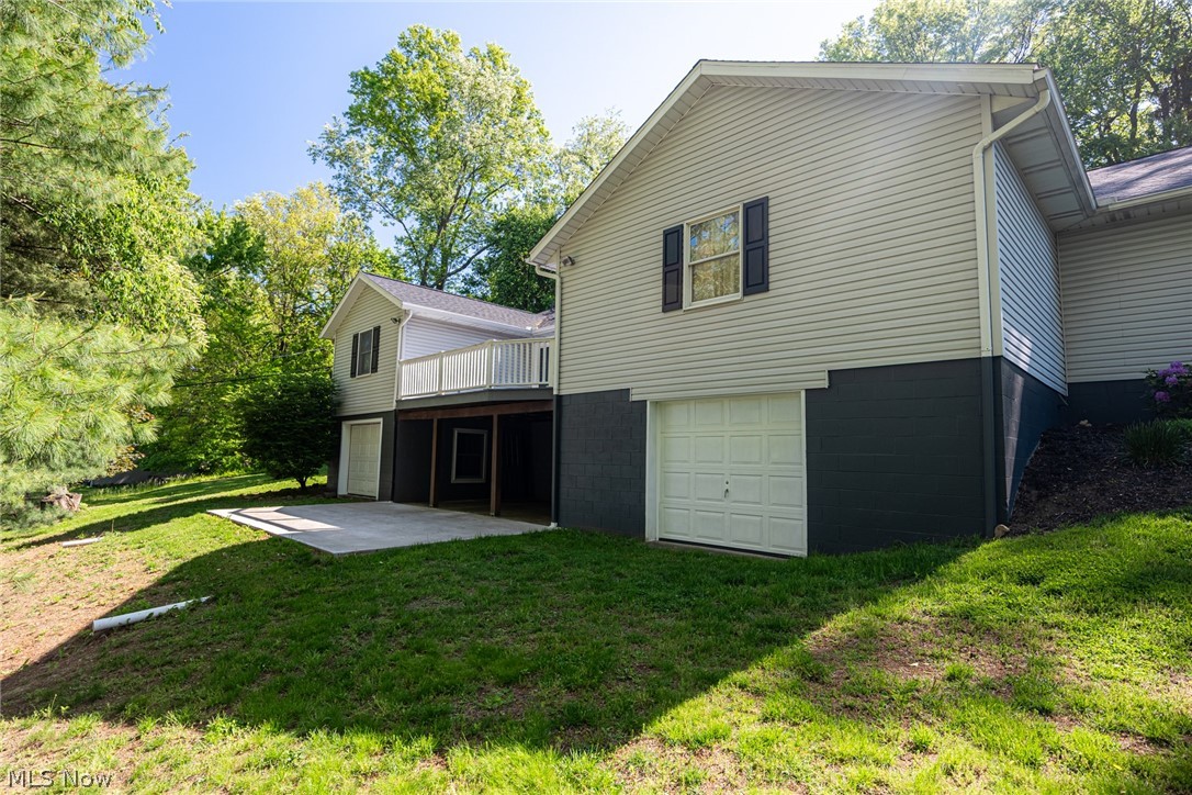 1270 Dehart Avenue Coshocton OH 43812