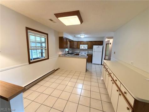 144 Runnemede Drive Youngstown OH 44512