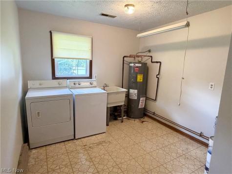 144 Runnemede Drive Youngstown OH 44512