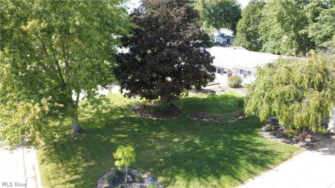 144 Runnemede Drive Youngstown OH 44512