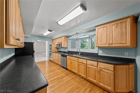24800 Shaker Boulevard Beachwood OH 44122