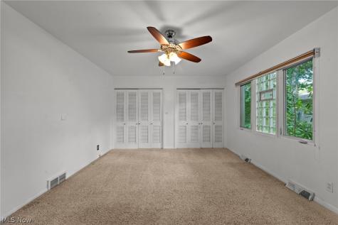 24800 Shaker Boulevard Beachwood OH 44122