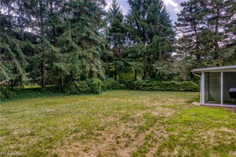 24800 Shaker Boulevard Beachwood OH 44122