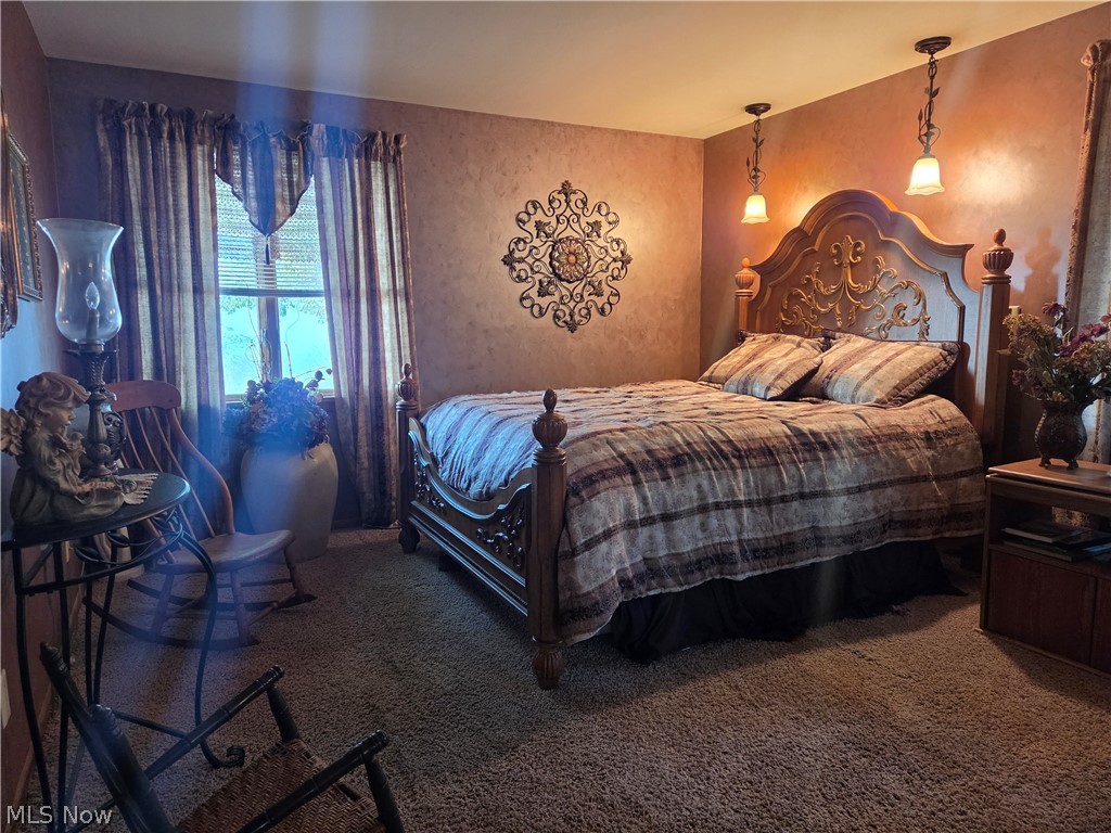 10560 Laurens Drive NE Bolivar OH 44612