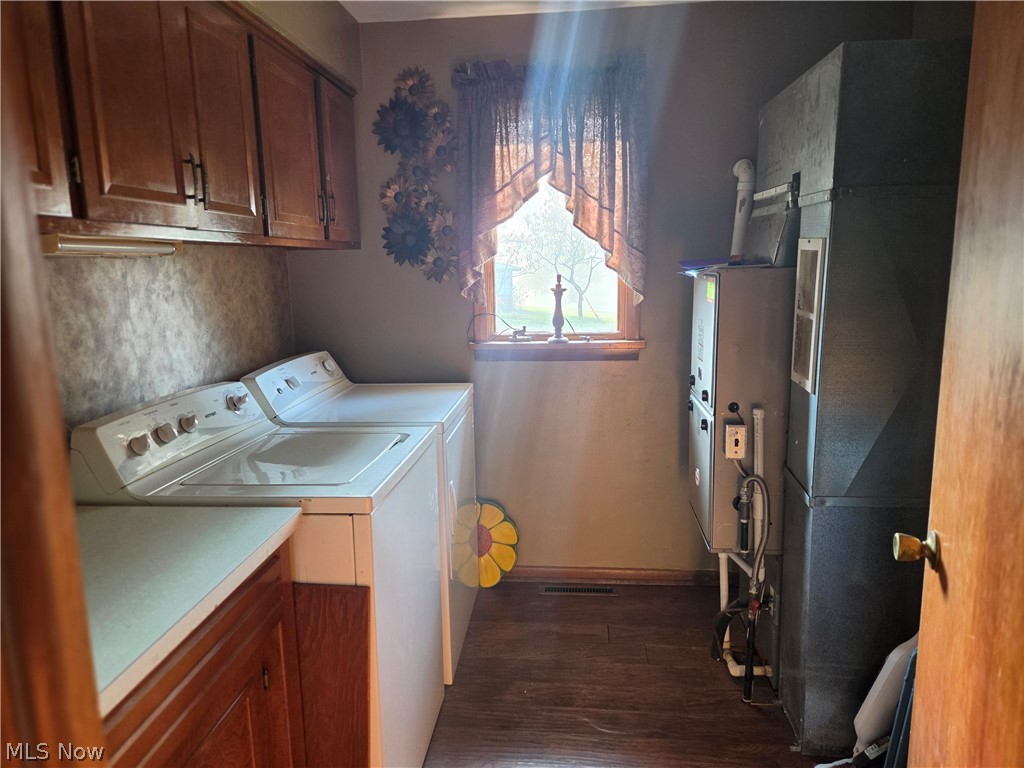 10560 Laurens Drive NE Bolivar OH 44612