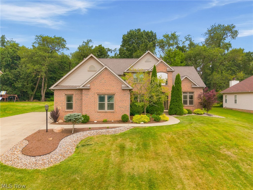 2559 Chadwell Circle NW North Canton OH 44720