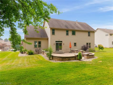 2559 Chadwell Circle NW North Canton OH 44720