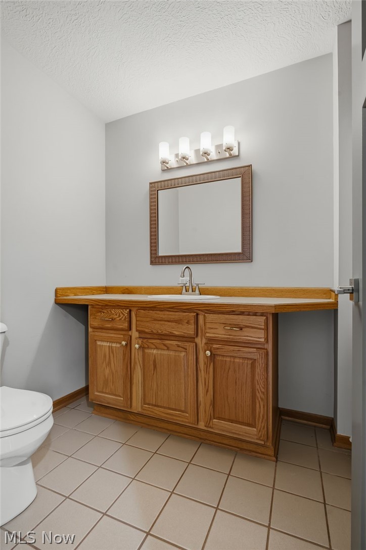 2559 Chadwell Circle NW North Canton OH 44720