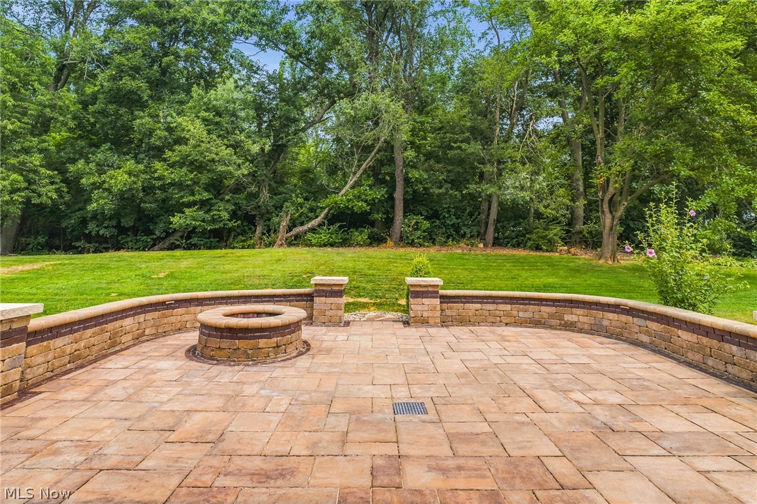 2559 Chadwell Circle NW North Canton OH 44720
