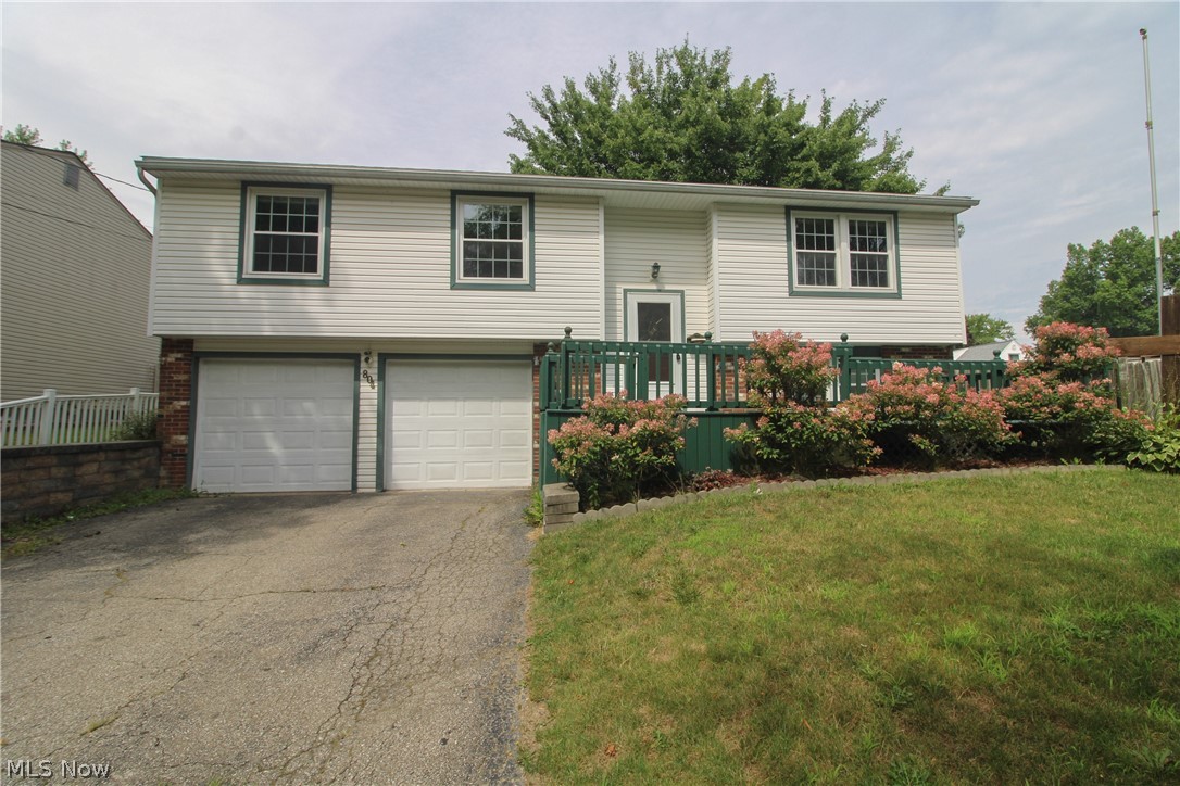 804 Texas Avenue Mcdonald OH 44437