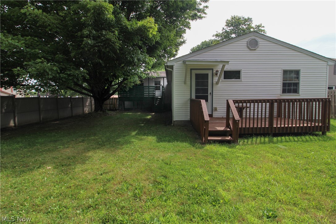 804 Texas Avenue Mcdonald OH 44437