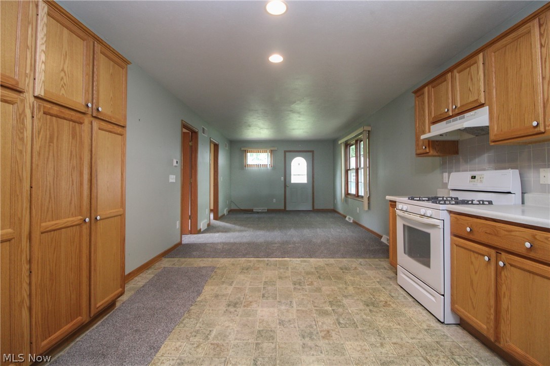 804 Texas Avenue Mcdonald OH 44437