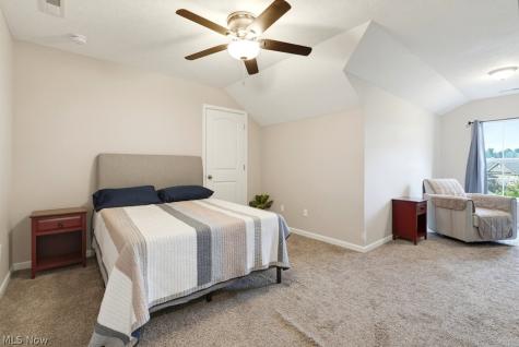 13953 Laurelbrook Oval Strongsville OH 44136
