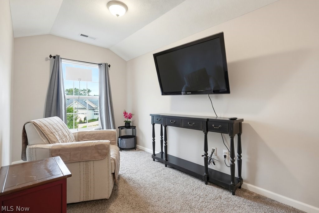 13953 Laurelbrook Oval Strongsville OH 44136