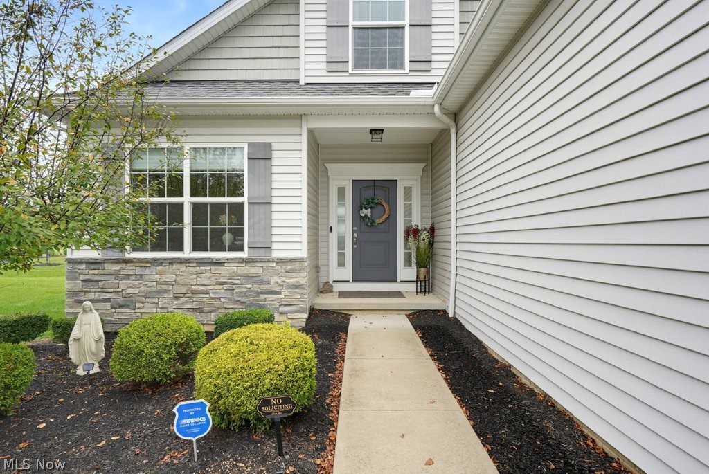 13953 Laurelbrook Oval Strongsville OH 44136