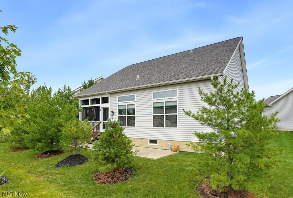 13953 Laurelbrook Oval Strongsville OH 44136