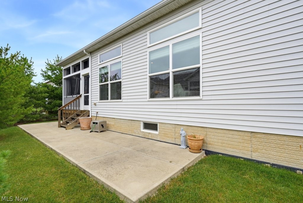 13953 Laurelbrook Oval Strongsville OH 44136