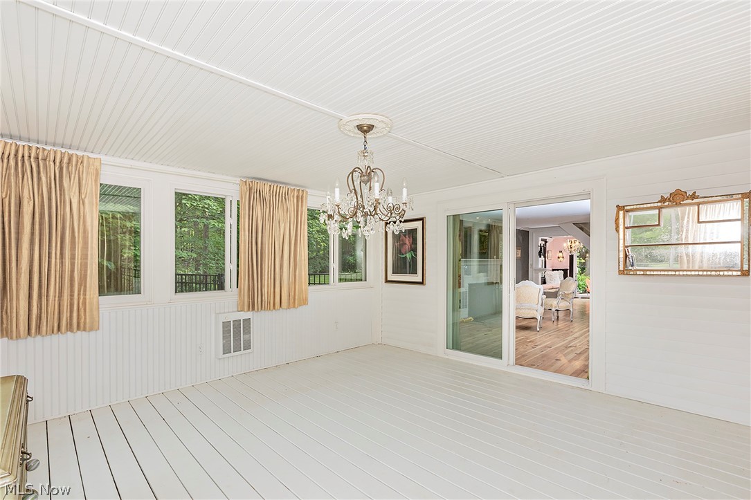 15879 Hemlock Road Chagrin Falls OH 44022