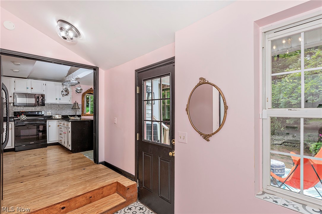 15879 Hemlock Road Chagrin Falls OH 44022