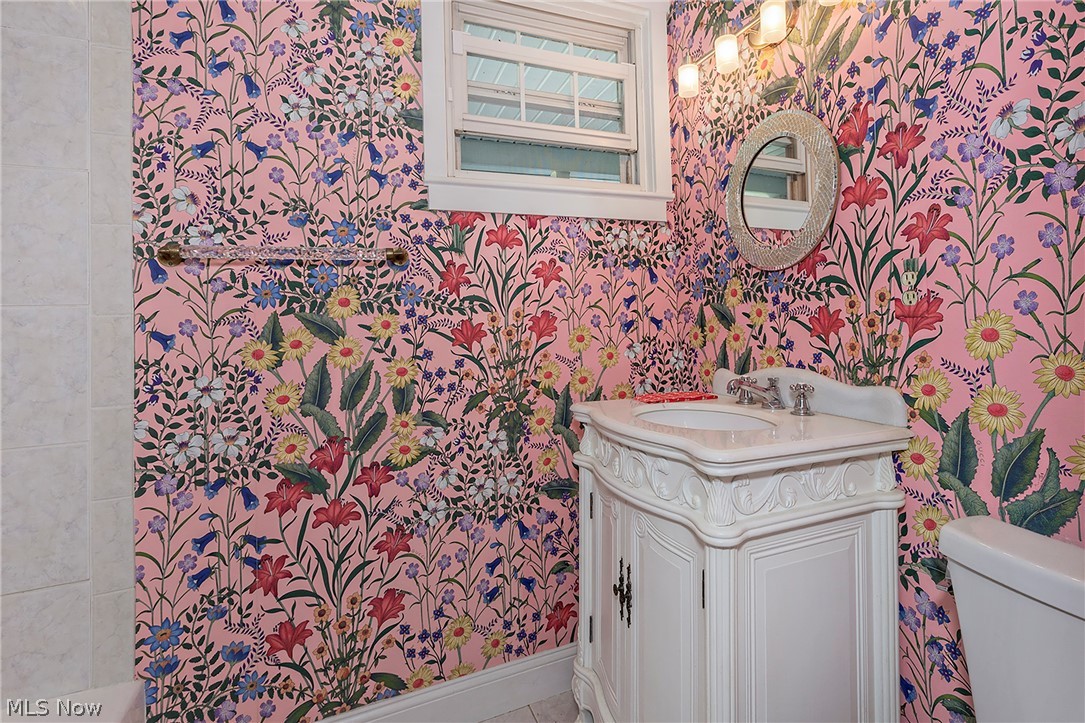 15879 Hemlock Road Chagrin Falls OH 44022