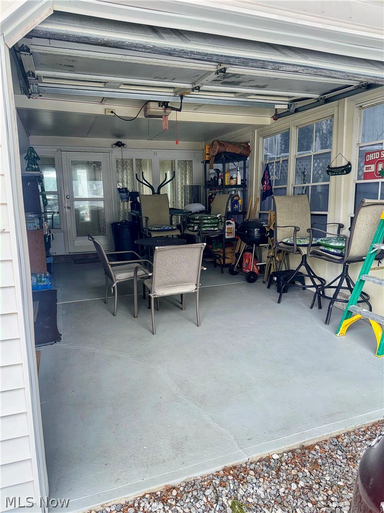 8090 Maple Street SW Sherrodsville OH 44675