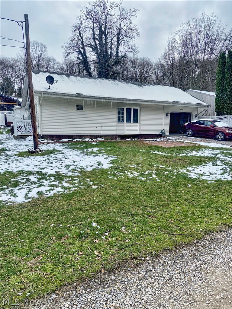 8090 Maple Street SW Sherrodsville OH 44675