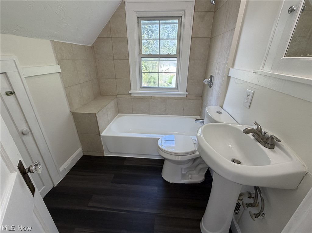 5546 Dalewood Avenue Maple Heights OH 44137
