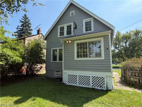 5546 Dalewood Avenue Maple Heights OH 44137