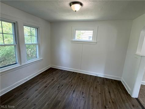 5546 Dalewood Avenue Maple Heights OH 44137