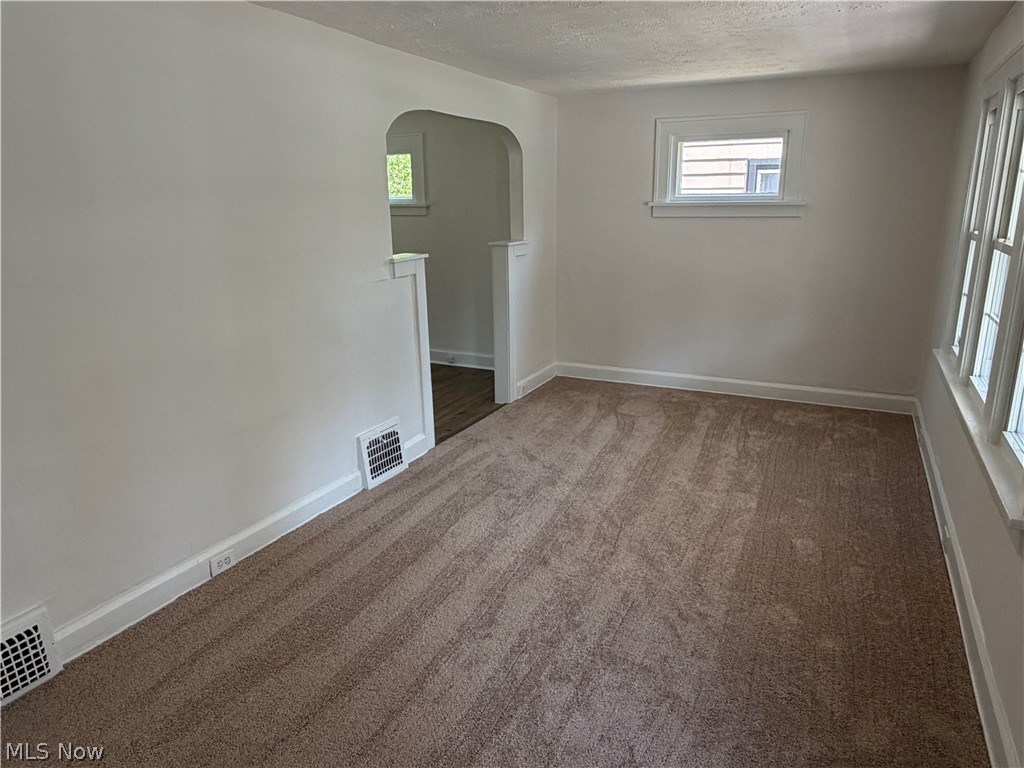 5546 Dalewood Avenue Maple Heights OH 44137