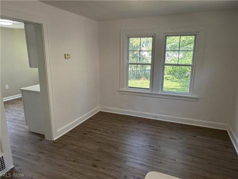 5546 Dalewood Avenue Maple Heights OH 44137