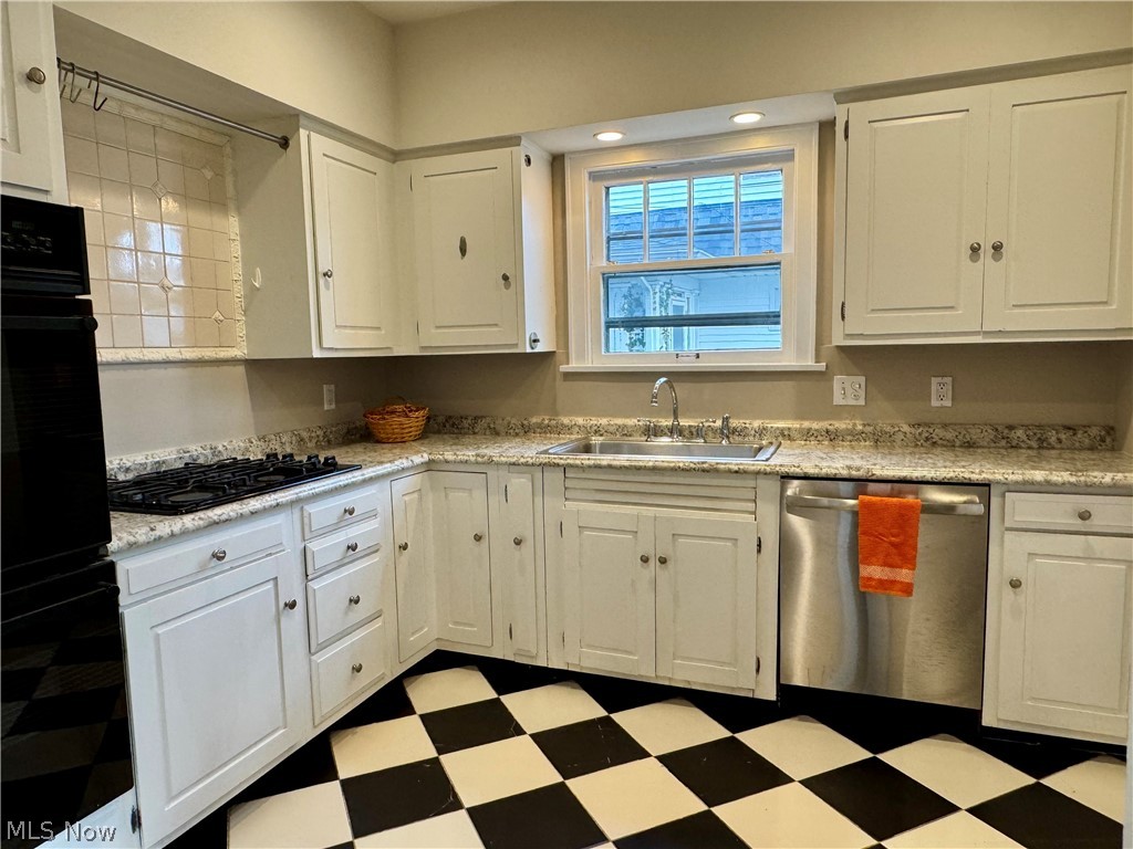 3180 Chadbourne Road Shaker Heights OH 44120