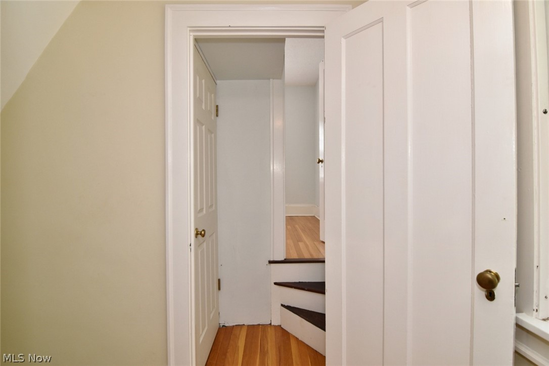 3180 Chadbourne Road Shaker Heights OH 44120