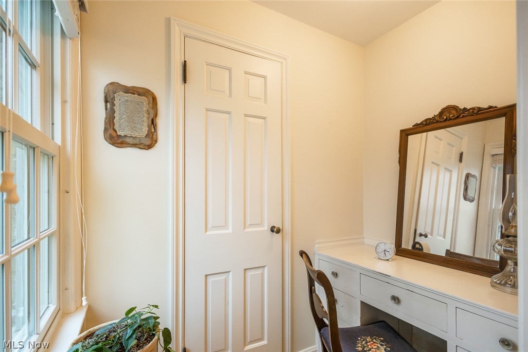 2748 Belvoir Boulevard Shaker Heights OH 44122
