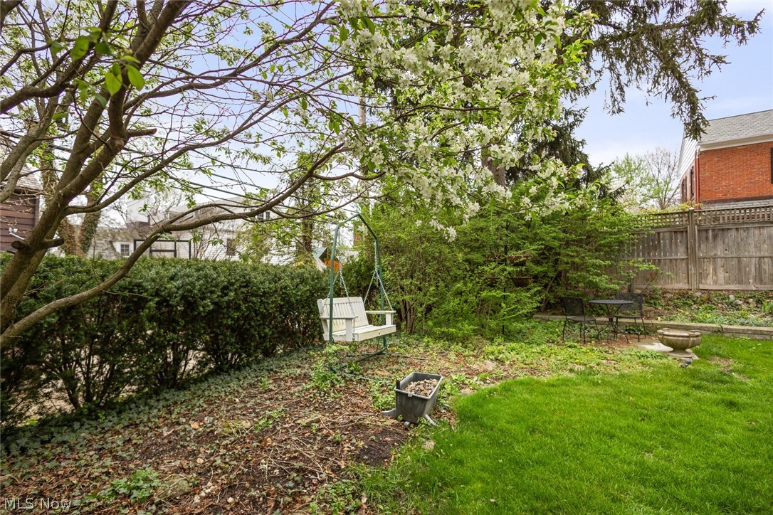 2748 Belvoir Boulevard Shaker Heights OH 44122