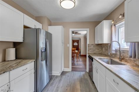 3672 W 134th Street Cleveland OH 44111