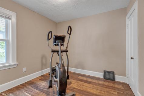 3672 W 134th Street Cleveland OH 44111