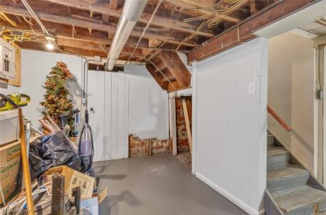 3672 W 134th Street Cleveland OH 44111