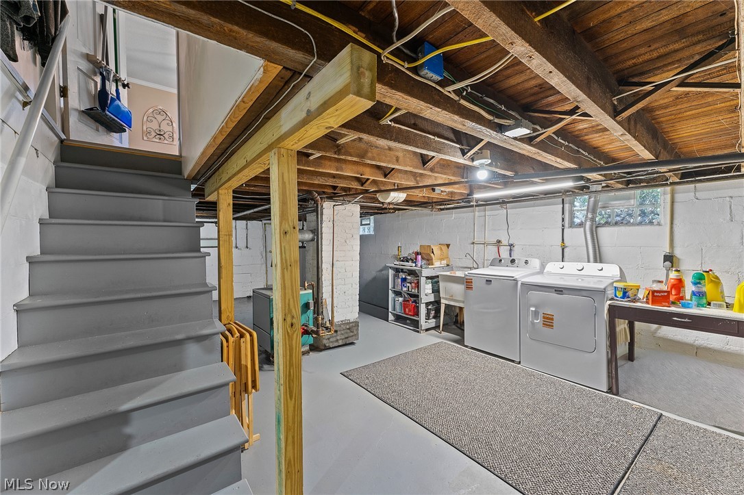 1051 E 9th Street Salem OH 44460