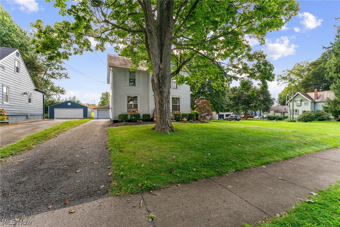 1051 E 9th Street Salem OH 44460