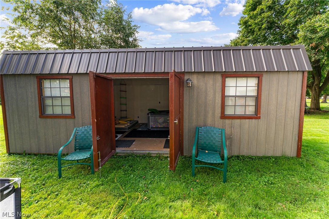 1051 E 9th Street Salem OH 44460