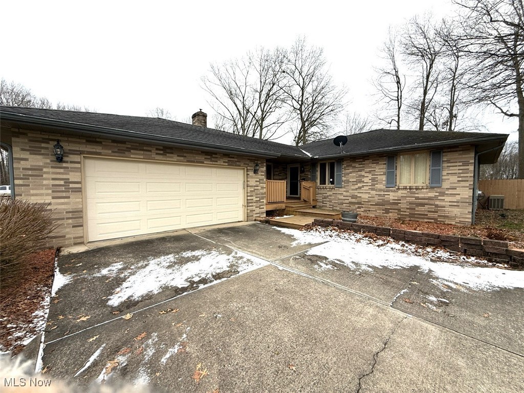 2851 Carlton Drive NW Warren OH 44485