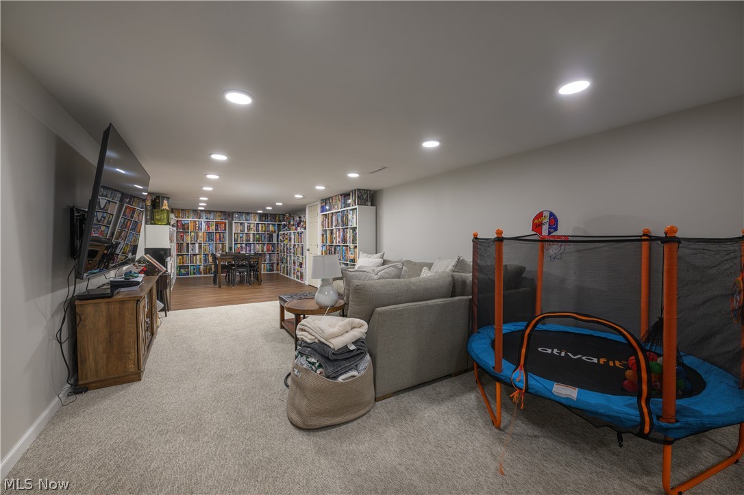 819 E 5th Street Dover OH 44622
