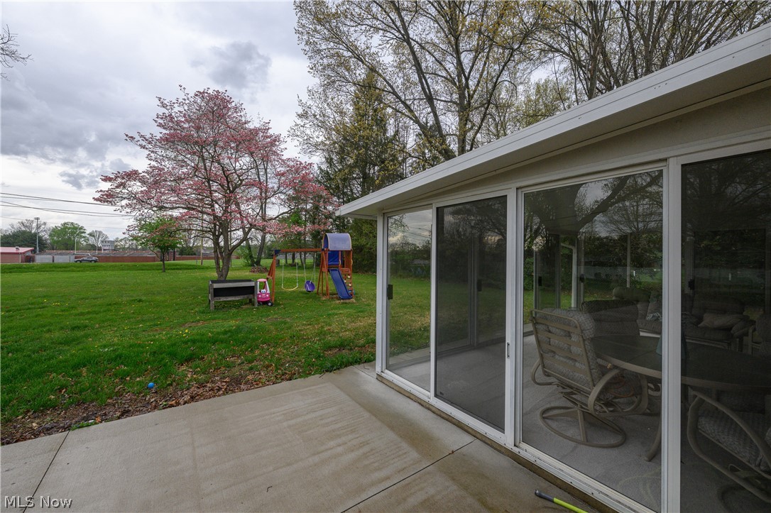 819 E 5th Street Dover OH 44622