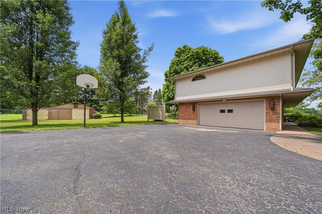 10685 Limeridge Road Hiram OH 44234