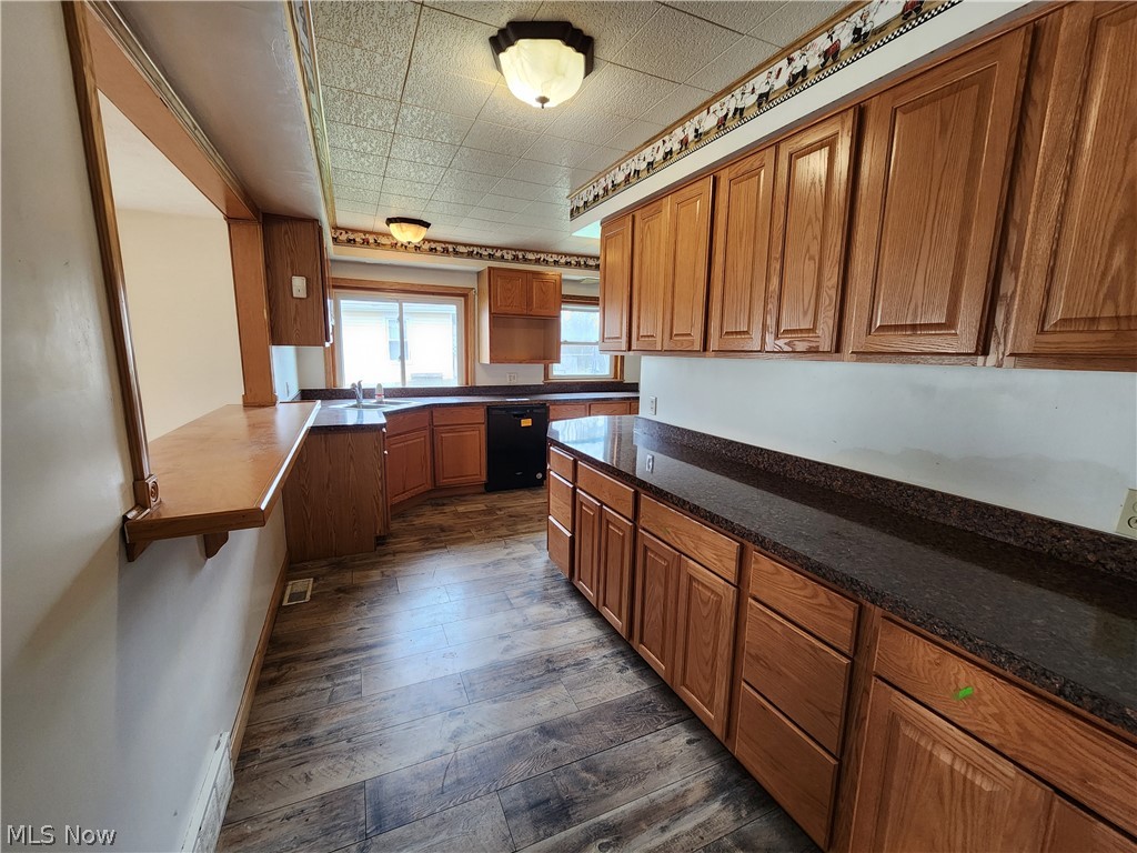 429 Comstock Street NW Warren OH 44483